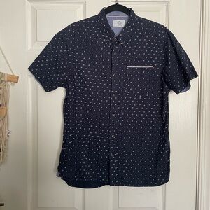 Level Ten Men’s Size M Navy Blue with Red Triangle Pattern